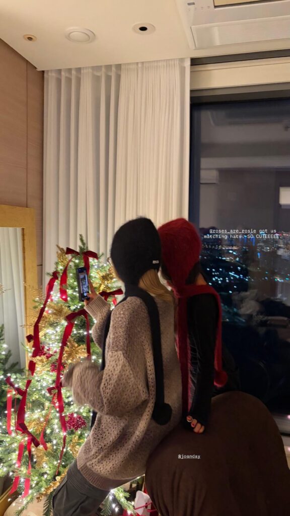 251226 Rosé IG Story Update
