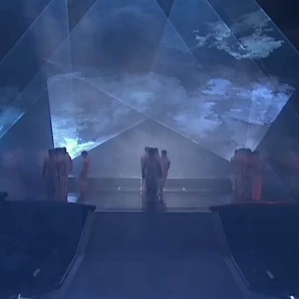 Jennie performing Zen at 2025 Melon Music Awards - 251220