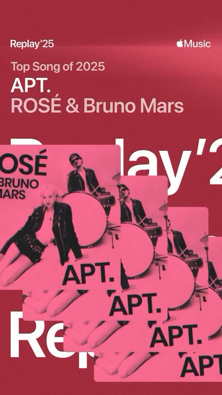 251203 Rosé (vampirehollie) IG Update