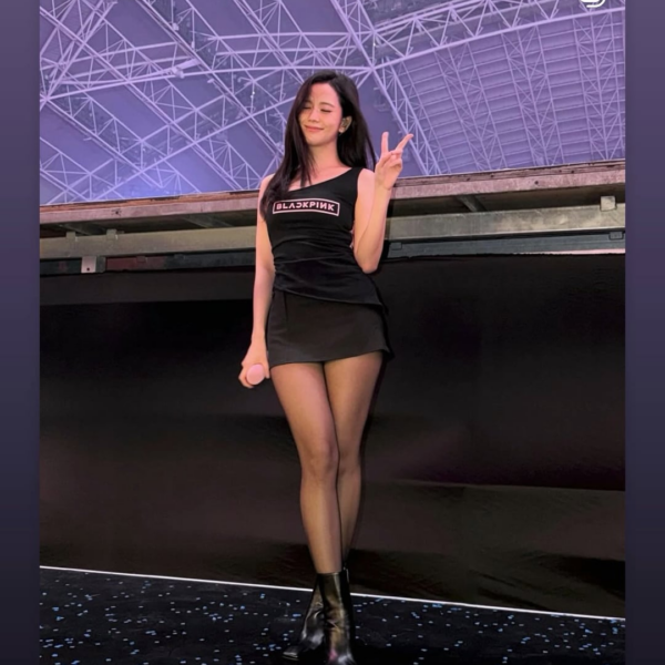 251206 Jisoo IG Story Update