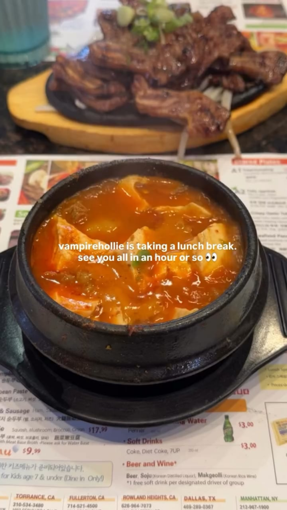 251208 Rosé (vampirehollie) IG Story Update