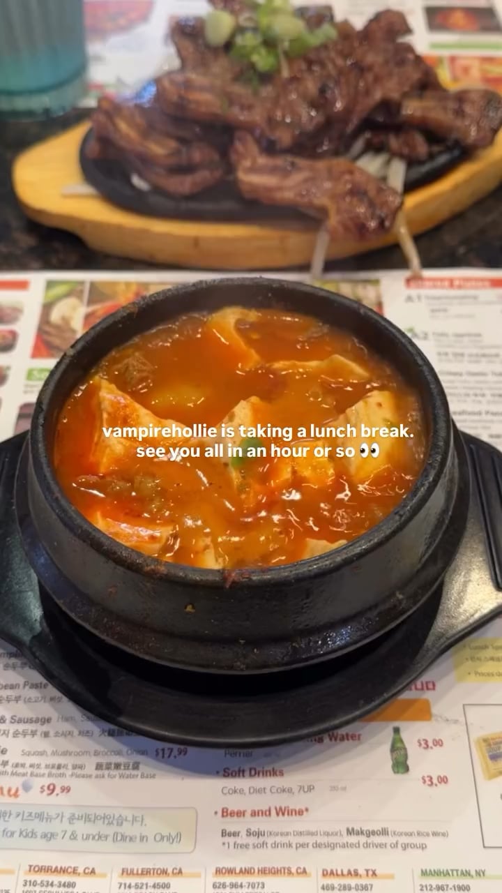 251208 Rosé (vampirehollie) IG Story Update