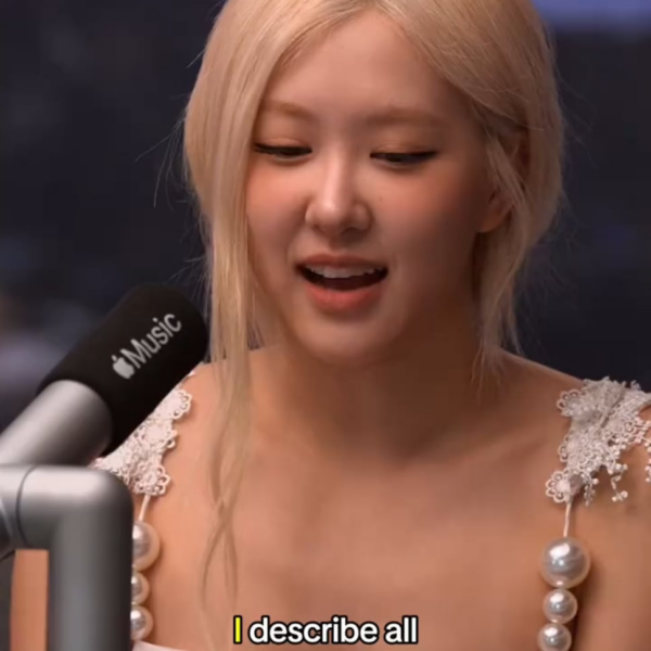 251212 Zane Lowe TikTok Update w/ Rosé