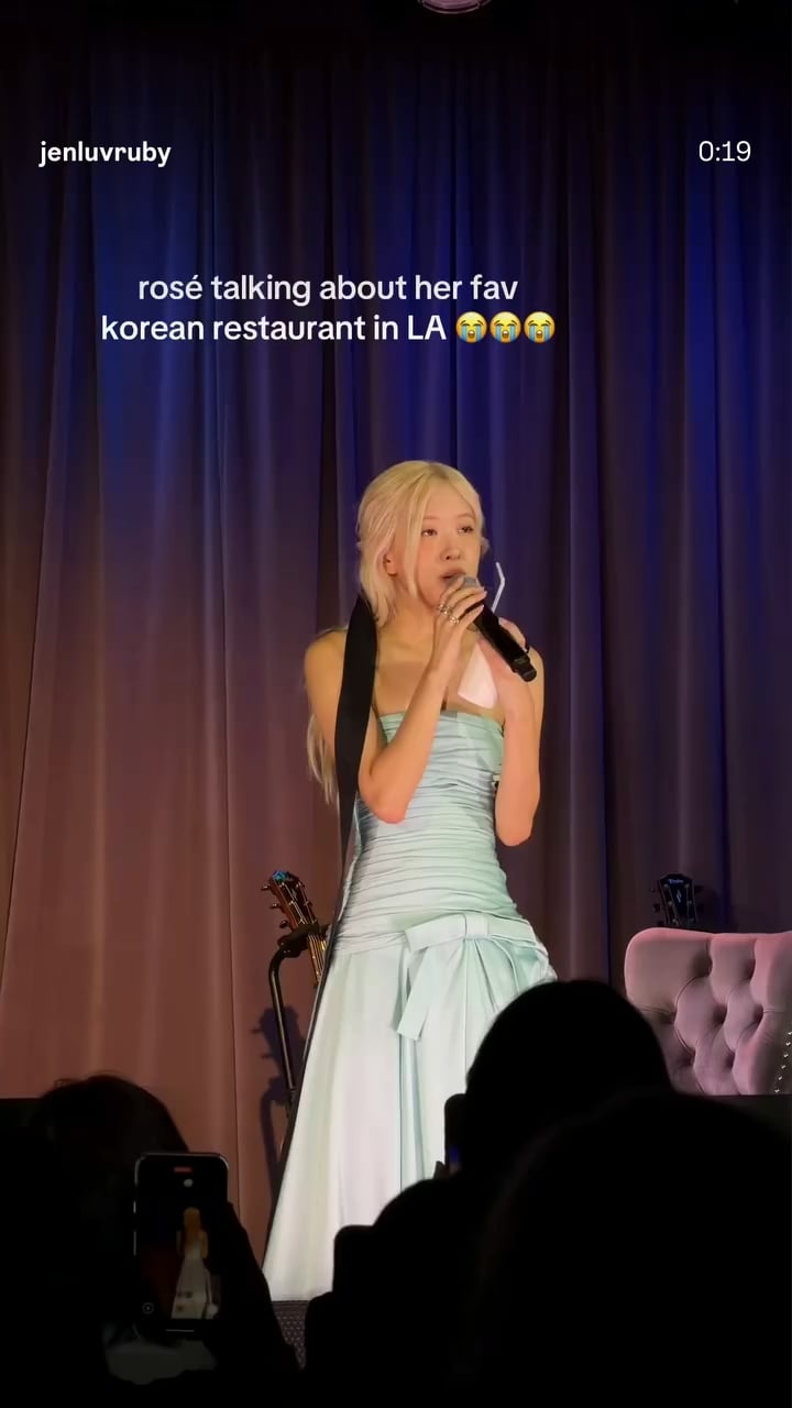 251208 Rosé (vampirehollie) IG Story Update