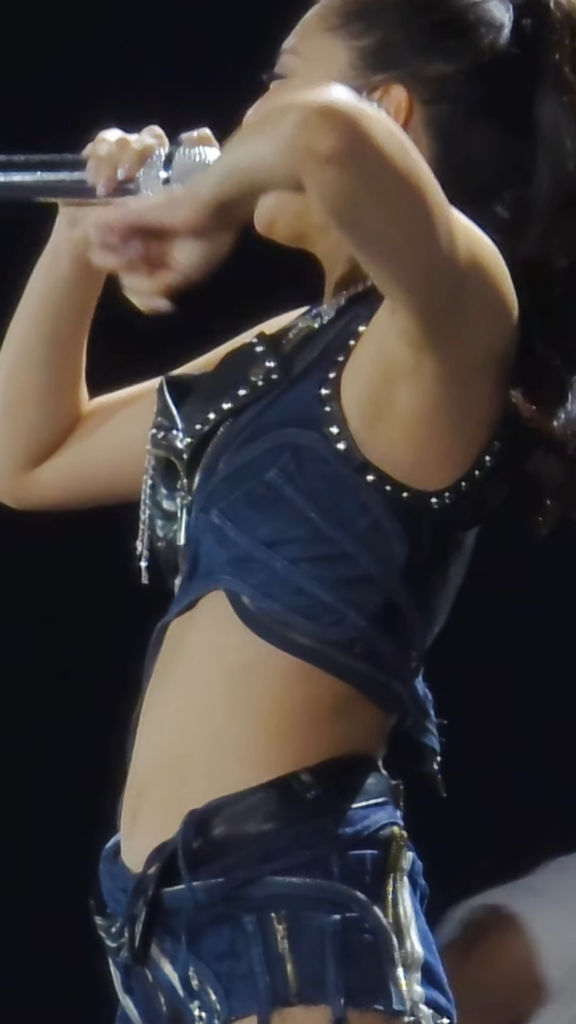 251130 JENNIE