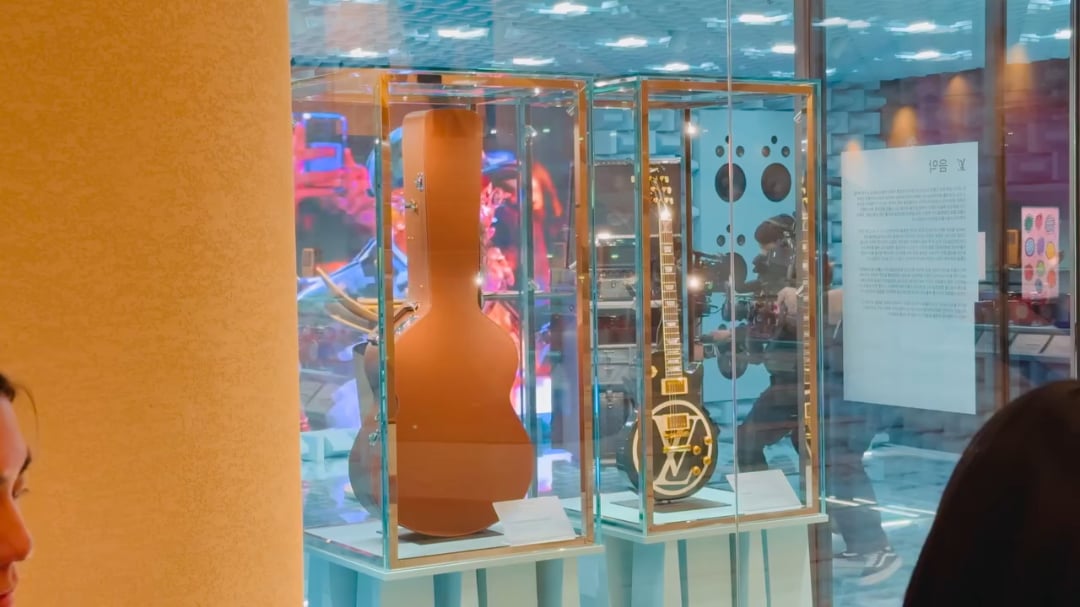 251207 Lisa for LOUIS VUITTON Behind The Scenes