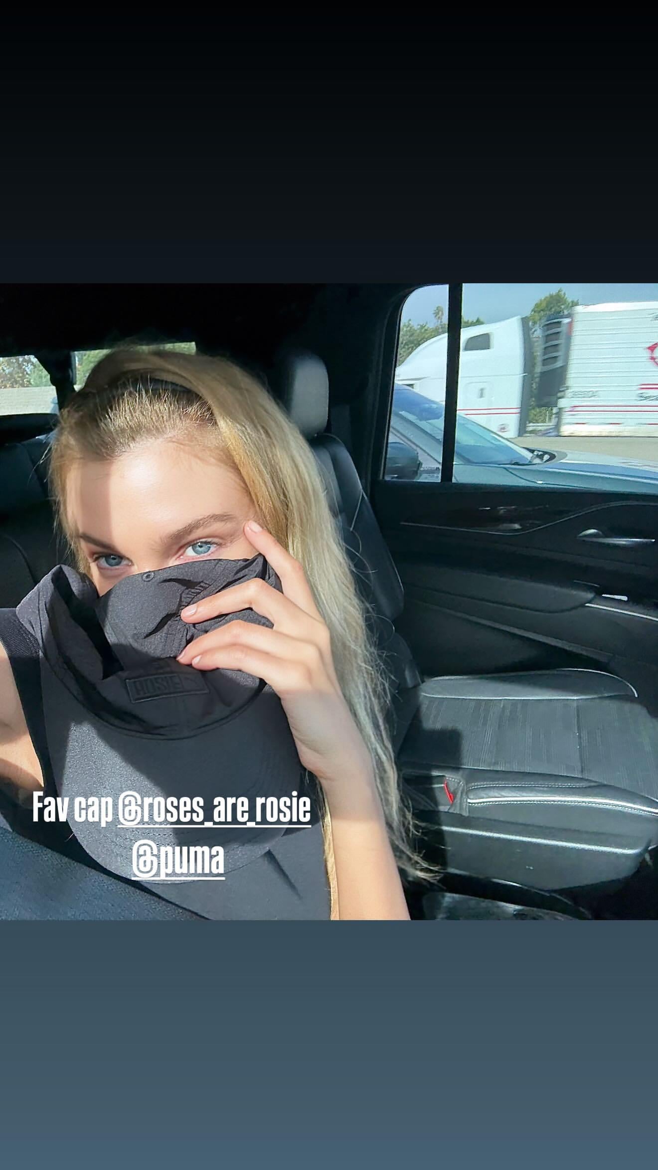 251219 Stella Maxwell IG Story Update w/ ROSÉ