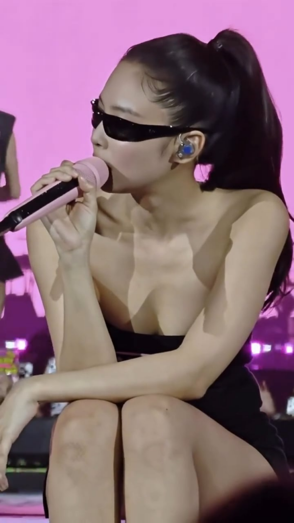 251130 Jennie