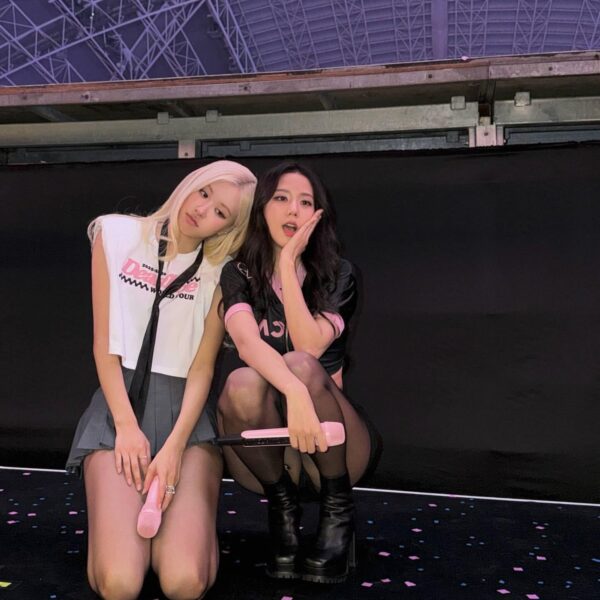 251206 JISOO IG Update w/ ROSÉ