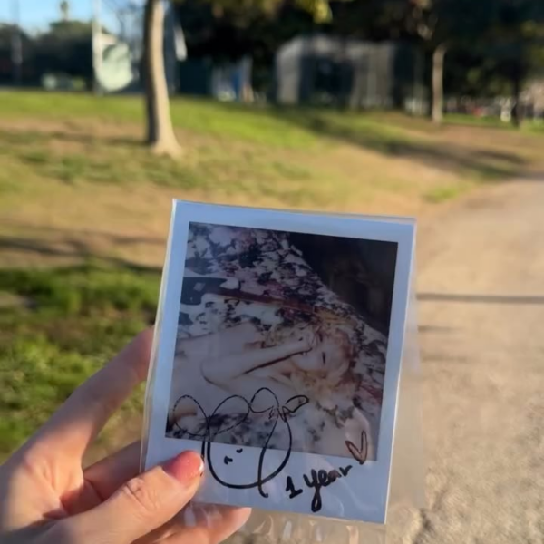 251208 Rosé (vampirehollie) IG Update