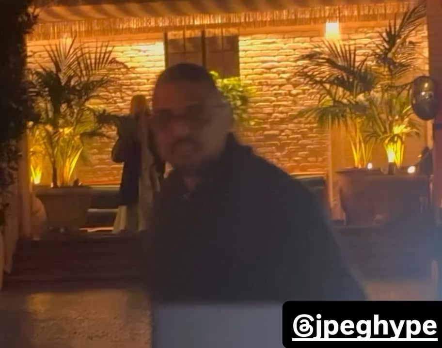 251208 ROSÉ spotted at Chateau Marmont