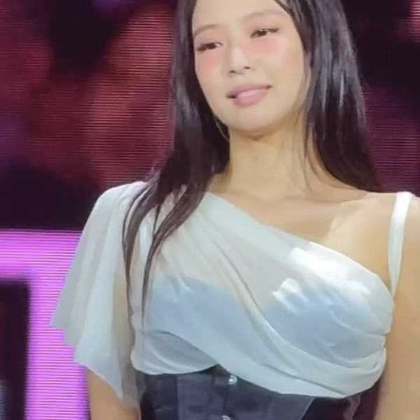 Jennie for BLACKPINK’s DEADLINE World Tour in Singapore Day 1 - 251129