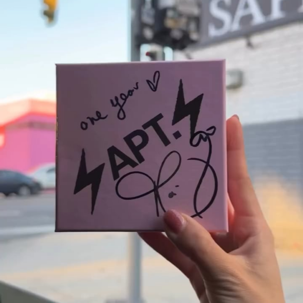 251208 Rosé (vampirehollie) IG Update