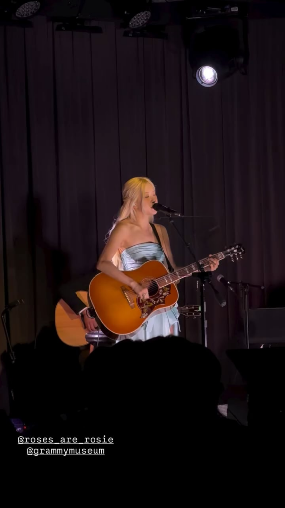 251204 ROSÉ - ‘No Surprises’ (Radiohead Cover)