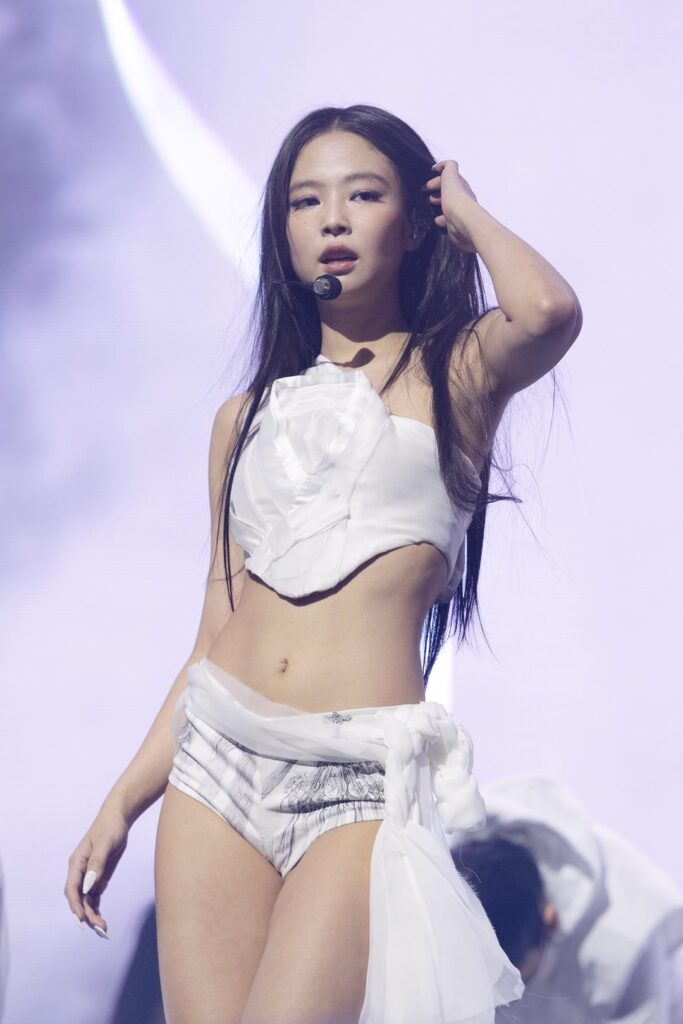 251220 JENNIE - ‘Seoul City’ + ‘ZEN’ + ‘like JENNIE’ On Site Photos @ The 17th MelOn Music Awards