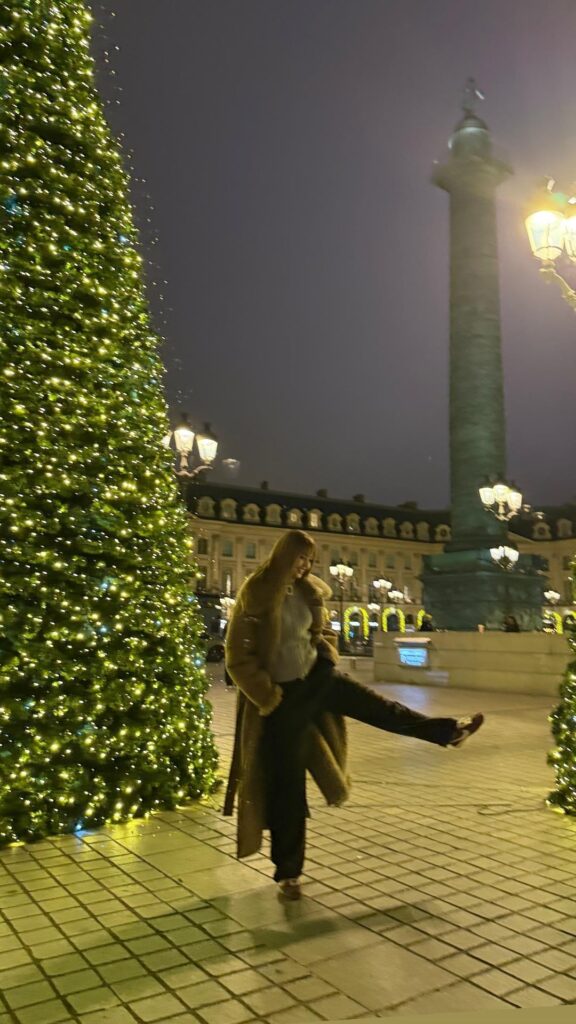 251225 Lisa IG Story Update