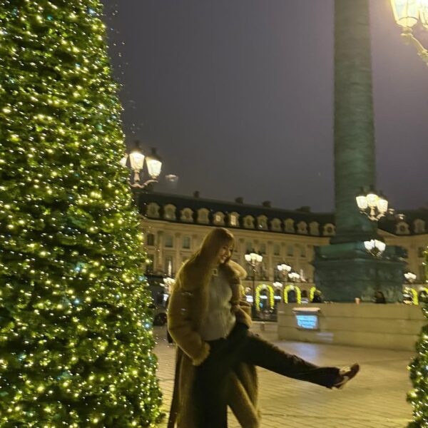 251225 Lisa IG Story Update