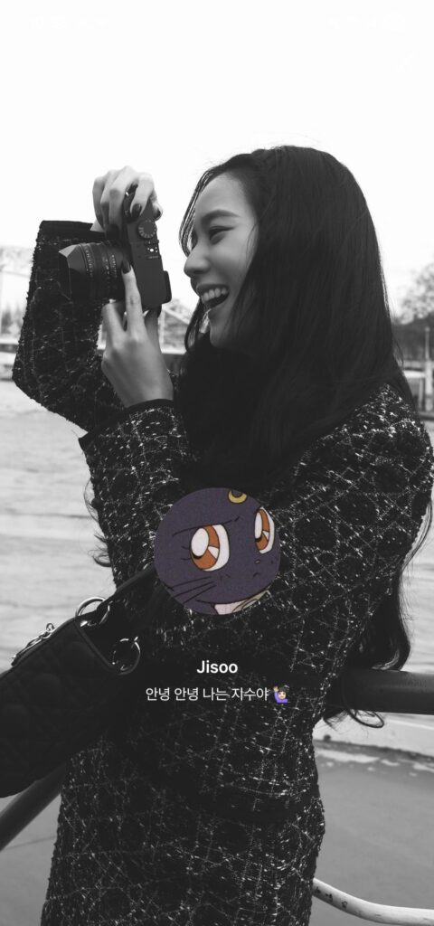 251215 JISOO APP New Profile Photo