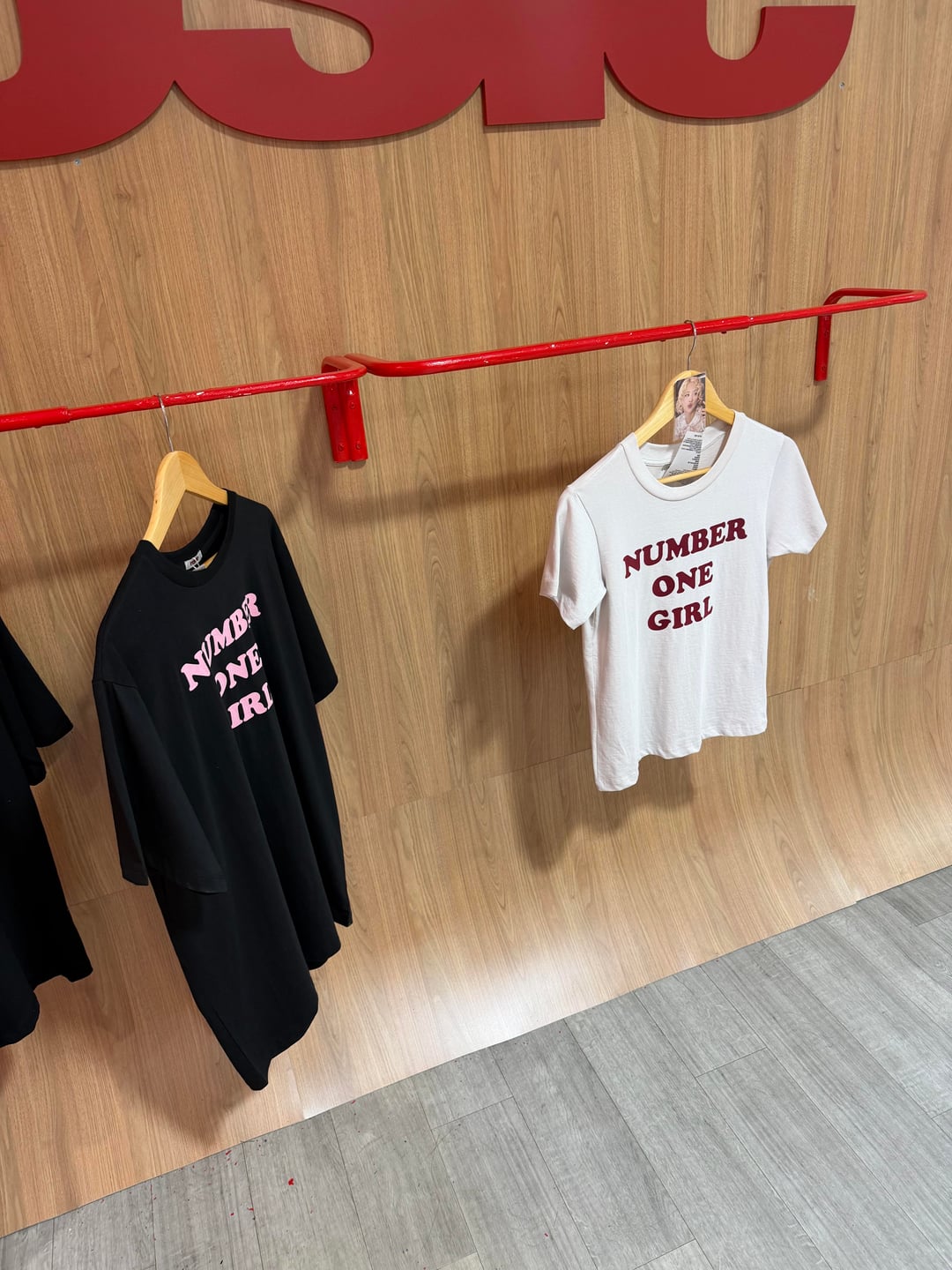 ROSÉ Rosie pop up: shirt sizes???