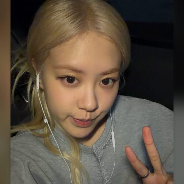 251231 Rosé IG Story Update