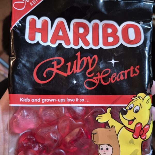 251201 JENNIE X Haribo