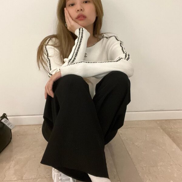 220530 Jennie Instagram Update