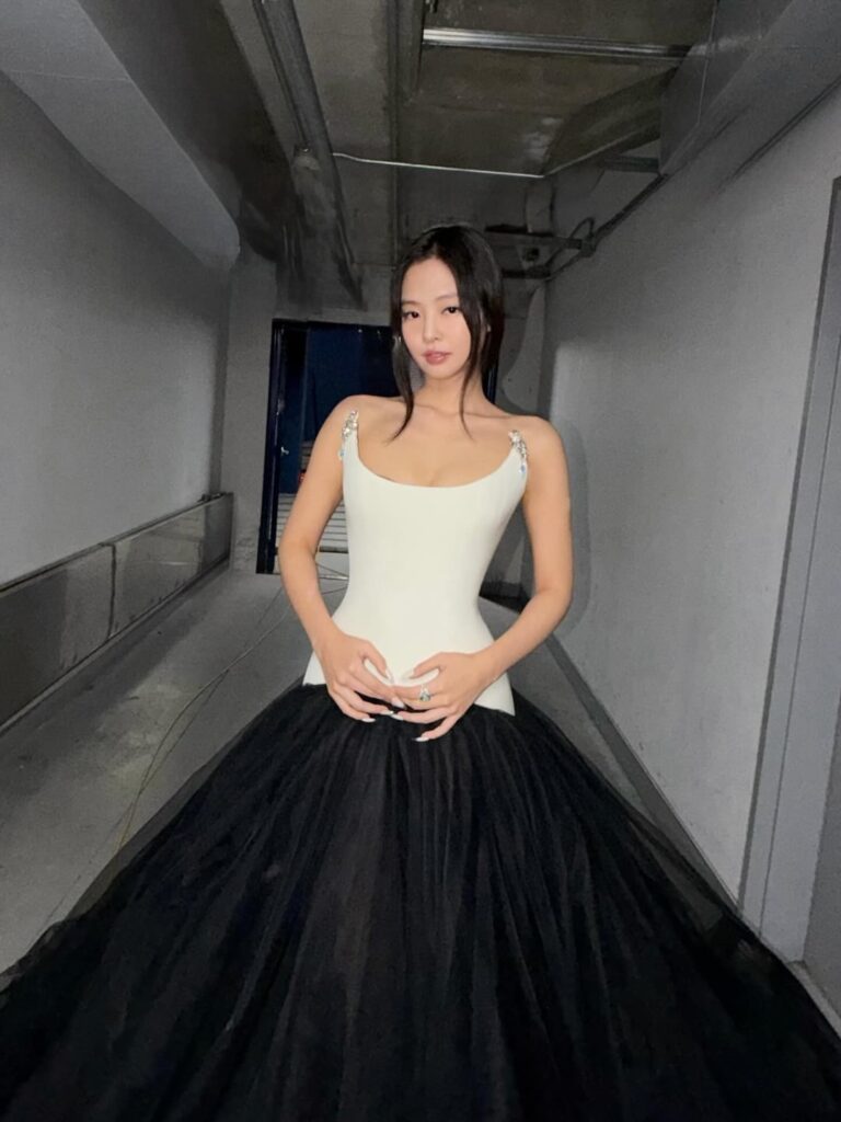251224 Jennie Instagram Update
