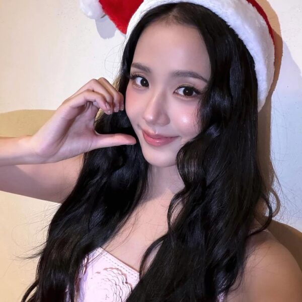 251225 Jisoo IG Update