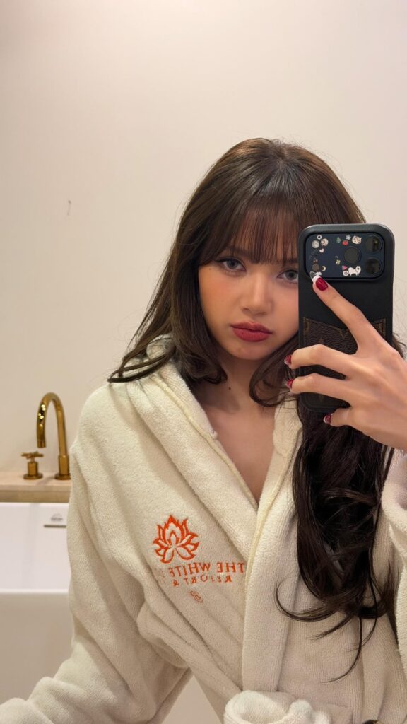 260110 Lisa IG Story Update