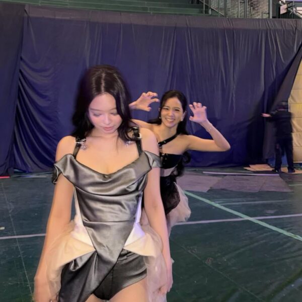 260124 Jisoo jennierubyjane IG Update