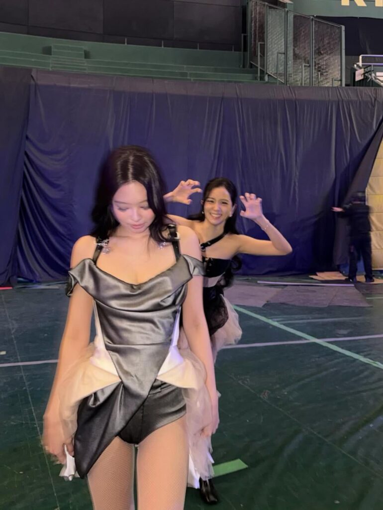 260124 Jisoo jennierubyjane IG Update