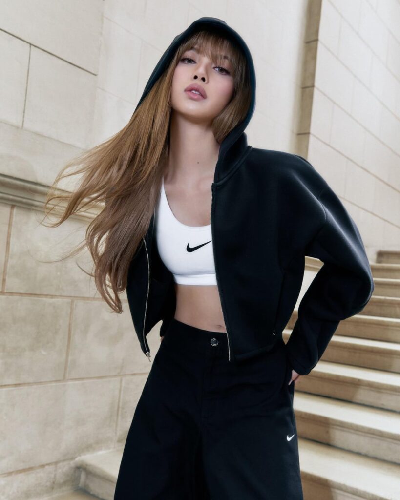 260121 Lisa IG Update: Not many get on a first-name basis with the world. Welcome to Nike, LISA.