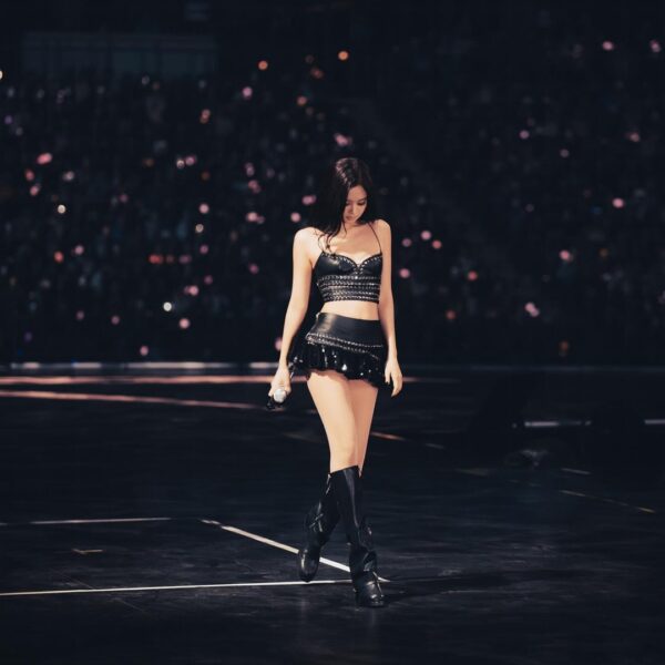 260129 sam__woolf IG Update w/ Jennie