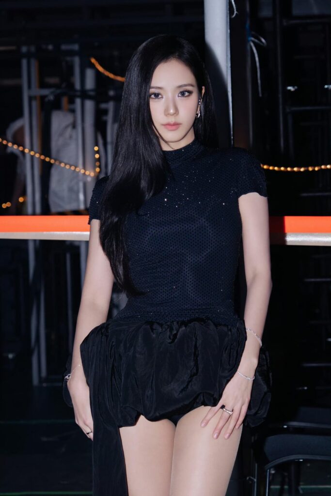 260128 Jisoo Weibo Update