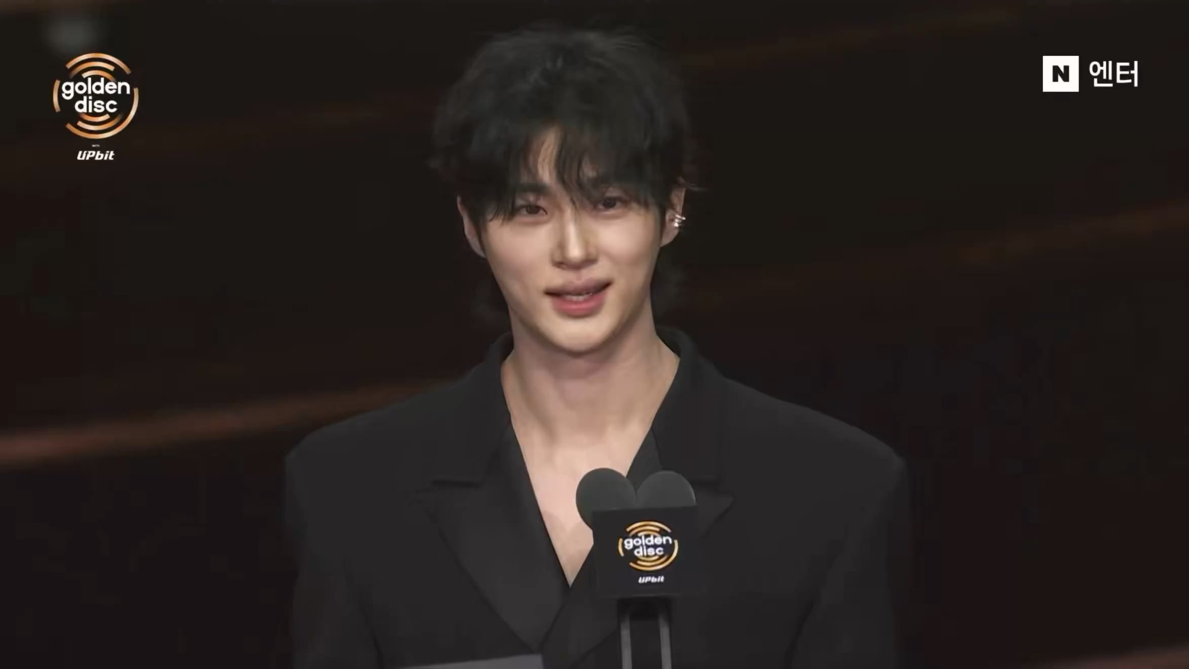 260110 JENNIE wins ‘Artist of The Year (Daesang)’ at The 40th Golden Disc Awards!