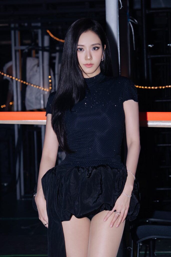 260128 Jisoo Weibo Update