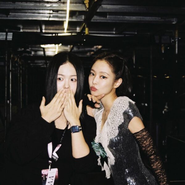 260131 mins877.film IG Update w/ Jennie