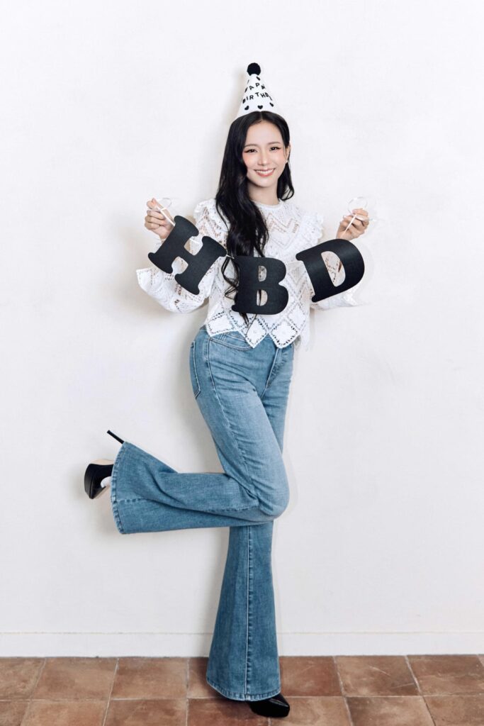 260103 JISOO APP Update | [📸] HAPPY JISOO DAY