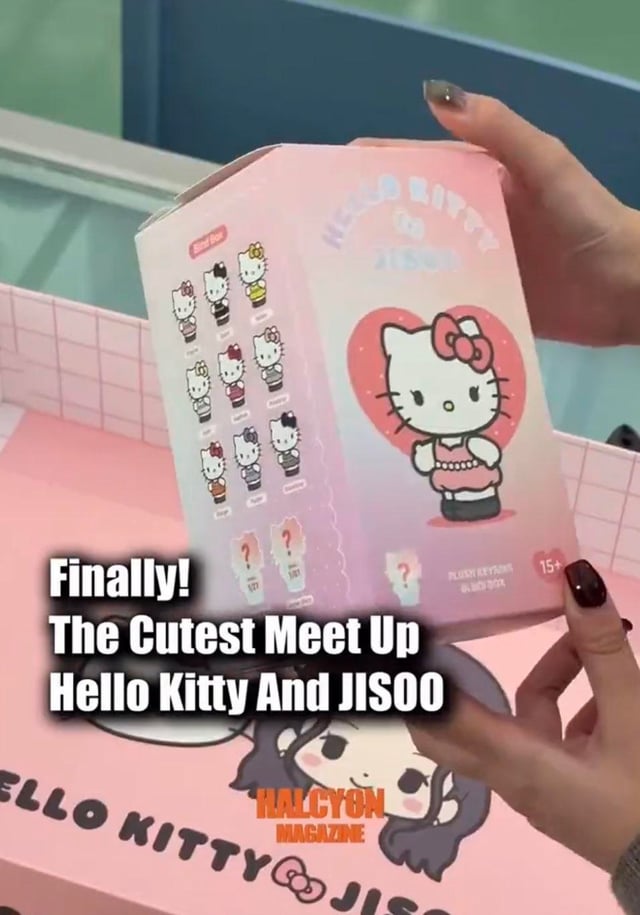 260102 Jisoo x Hello Kitty Blindboxes on Twitter