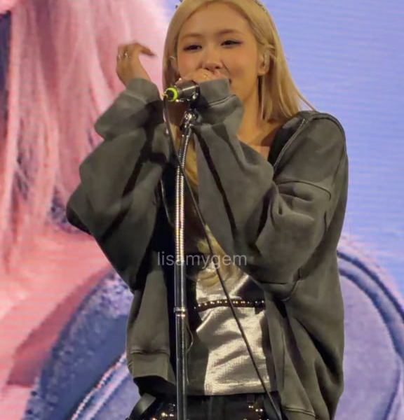 260124 ROSÉ - ‘vampirehollie’ @ BLACKPINK World Tour [DEADLINE] Hong Kong D1