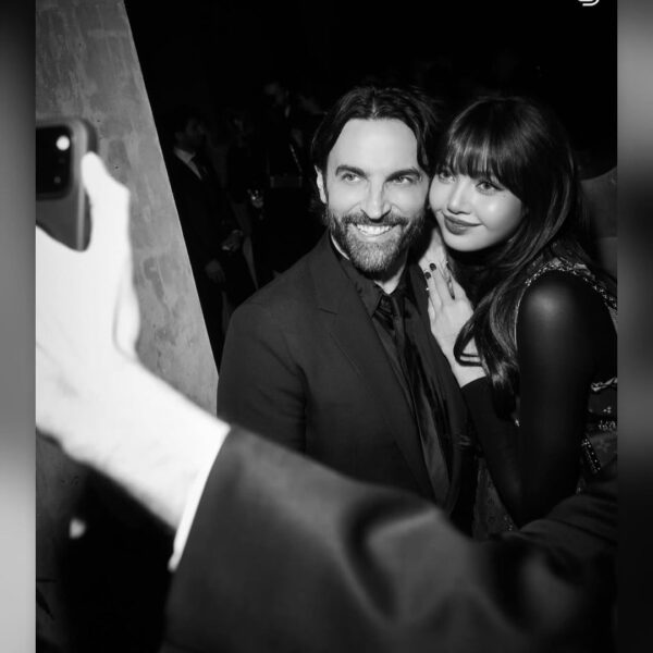 260110 Lisa IG Story Update