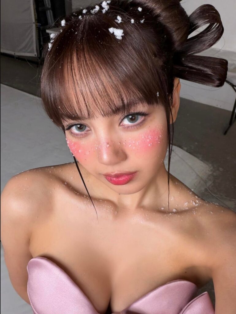 Beautiful Lisa