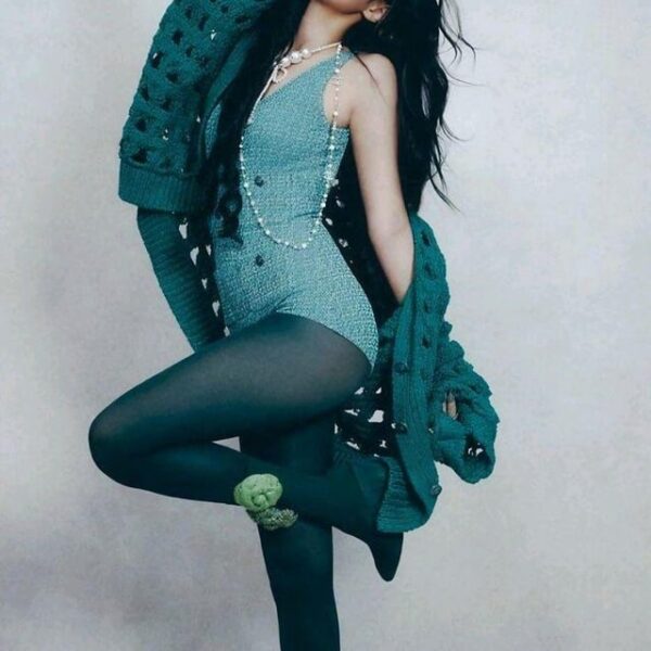 JENNIE  W KOREA 'WCOVERSTORY' 2024 VOL. 11 NOVEMBER COVER