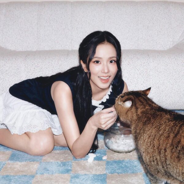 260128 Jisoo mrselfportrait IG Update