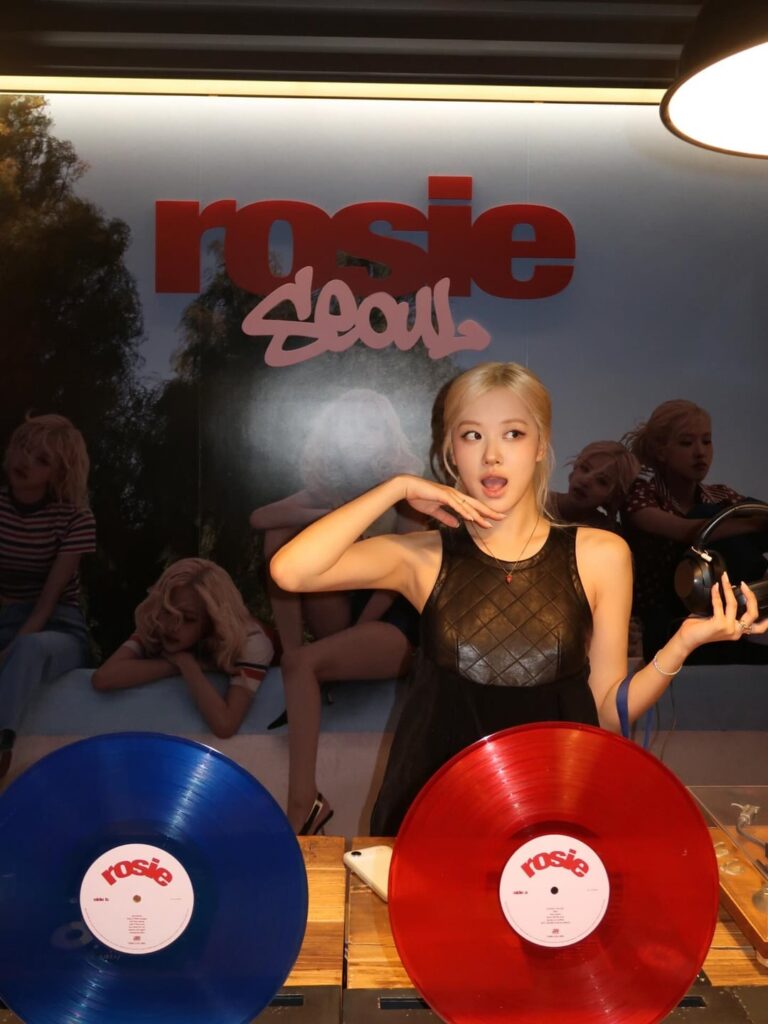 260124 Rosé (vampirehollie) IG Update