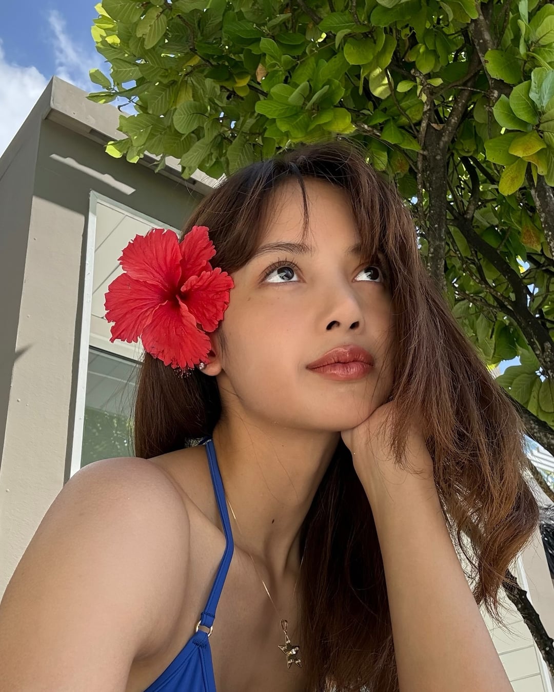 250116 Lisa IG Update: Summer in December