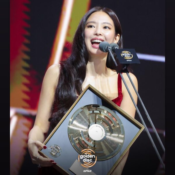 260112 ROSÉ IG Story Update w/ JENNIE