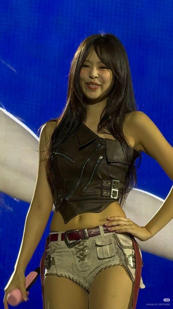 JENNIE  DEADLINE WORLD TOUR - LONDON DAY 1