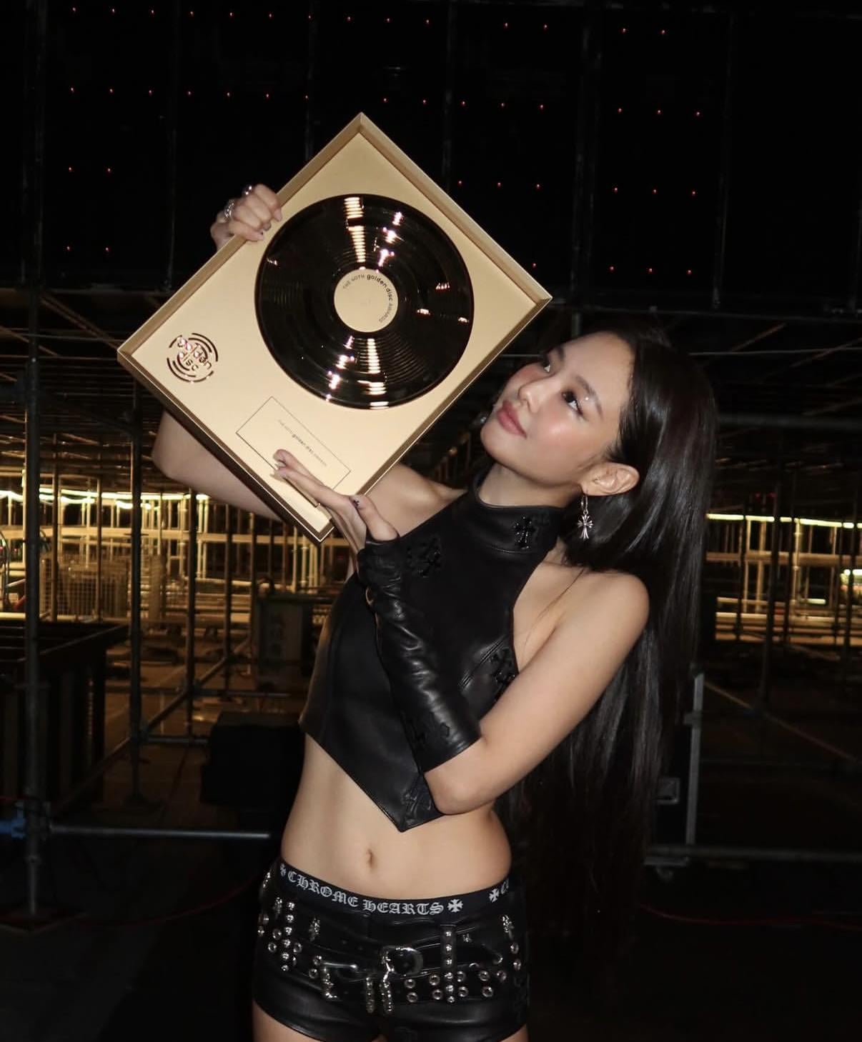 260115 Jennie IG update