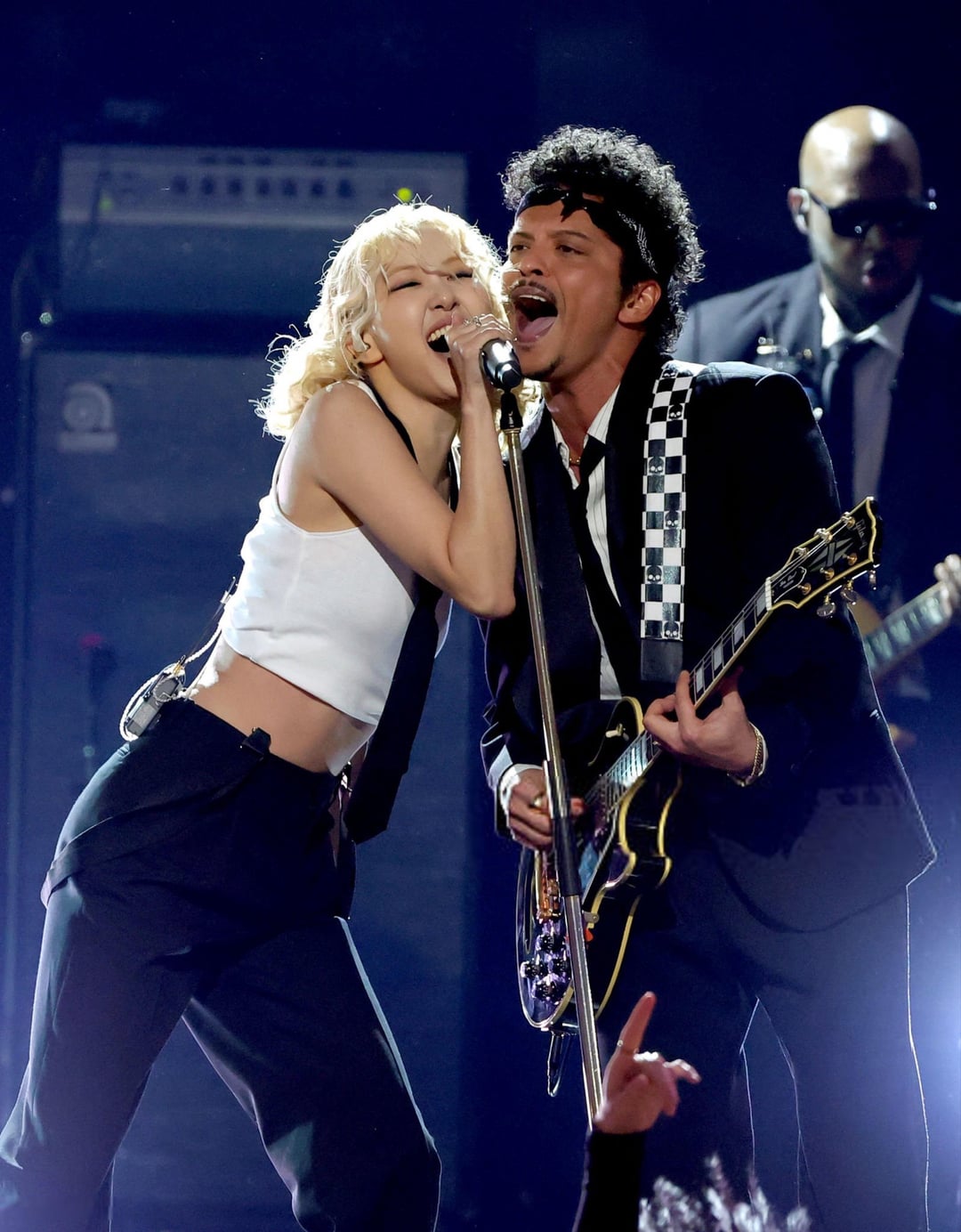 260201 ROSÉ & Bruno Mars - ‘APT.’ On Site Photos @ The 68th Annual Grammy Awards